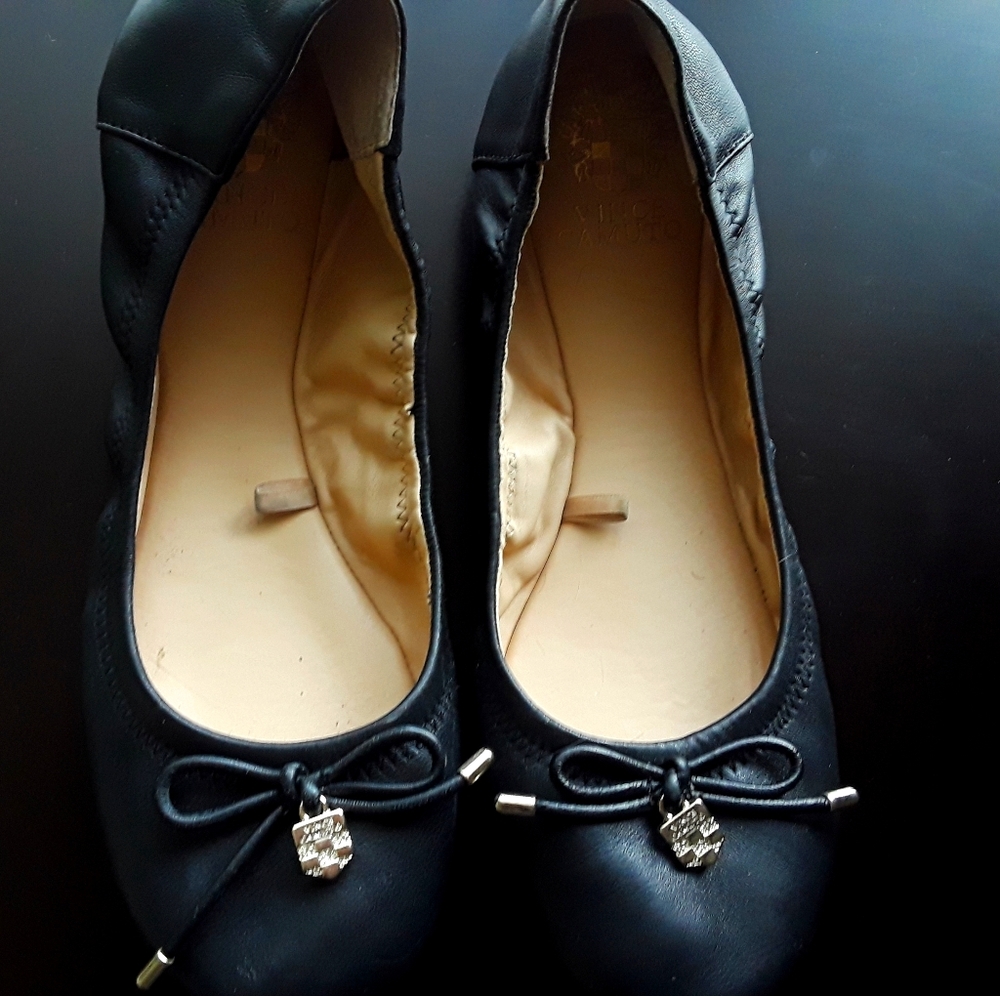 Vince Camuto Black Ballerina Flats 8.5